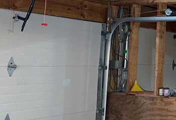 Garage Door Off Track in West Haven | Garage Door Repair West Haven, CT